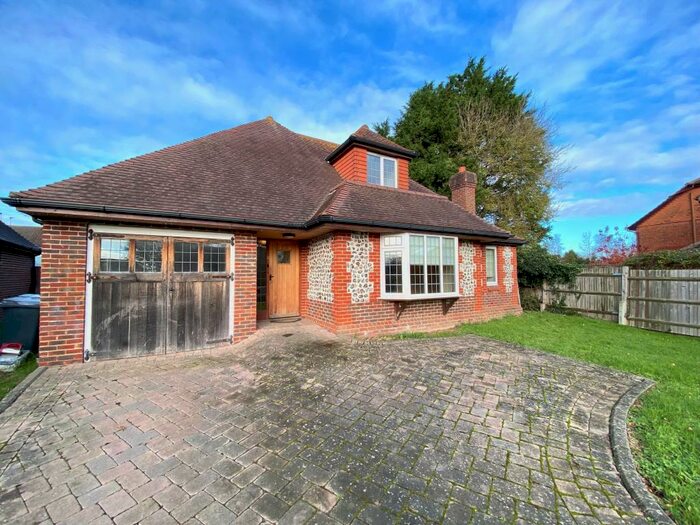5 Bedroom Chalet To Rent In Ditchling Way, Hailsham, BN27
