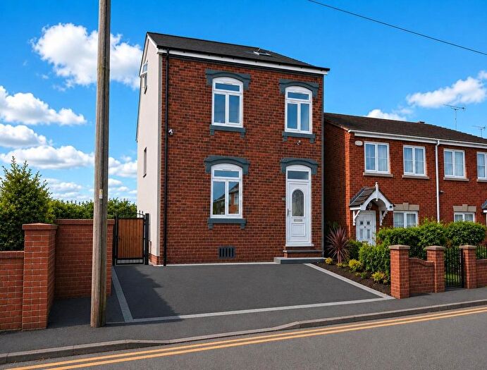 4 Bedroom Detached House To Rent In Avenue Road, Bilston, WV14