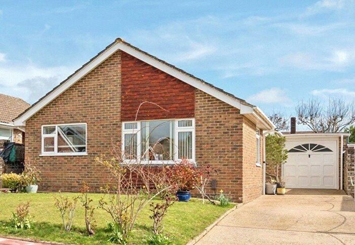 3 Bedroom Bungalow For Sale In Southwold Close, High Salvington, Worthing, West Sussex, BN13