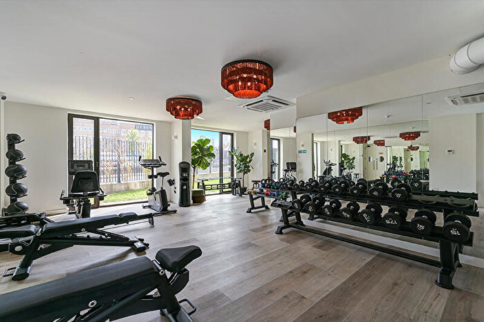 Studio To Rent In Ferme House, Greenhill Way, Harrow, HA1