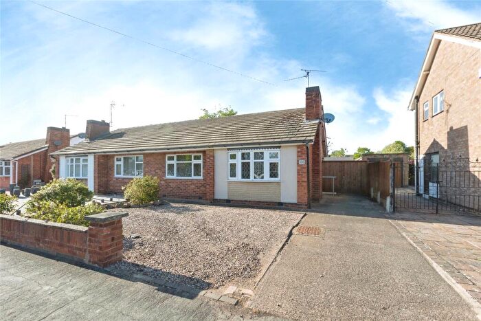 2 Bedroom Bungalow For Sale In Gloucester Crescent, Wigston, Leicestershire, LE18