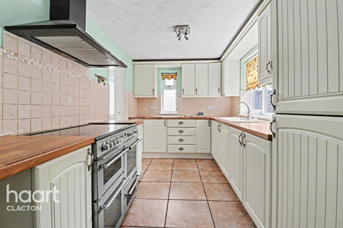 3 Bedroom Detached House For Sale In North Street, Walton On The Naze, CO14