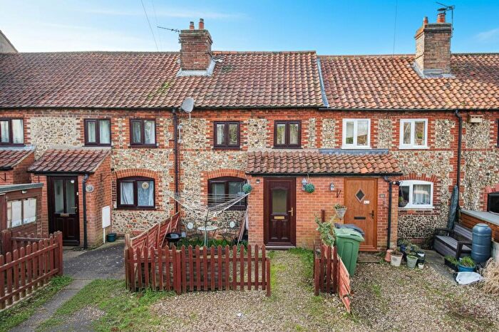 2 Bedroom Terraced House For Sale In The Lizard, Wymondham, NR18