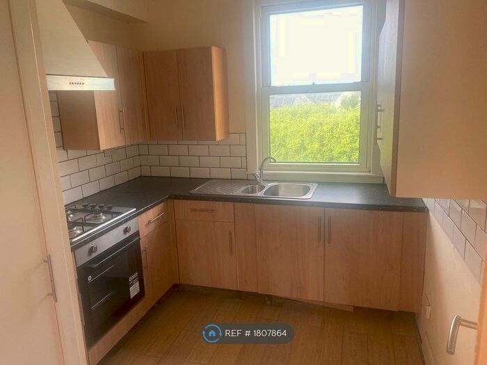 2 Bedroom Flat To Rent In Bannockburn Road, Stirling, FK7