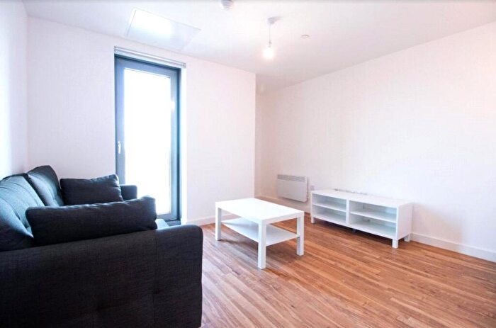 1 Bedroom Flat To Rent In The Tower, Plaza Boulevard, Liverpool, L8