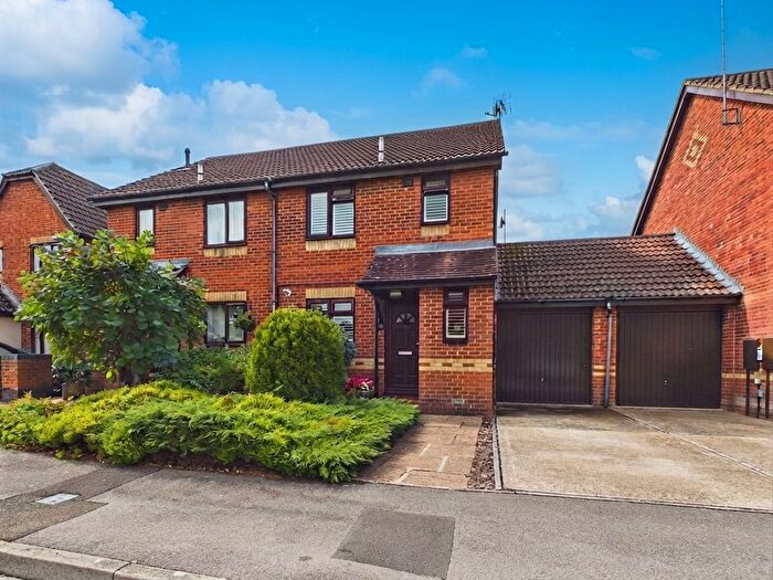 3 Bedroom Semi-detached House For Sale In Oak Tree Way, Horsham, West Sussex, RH13