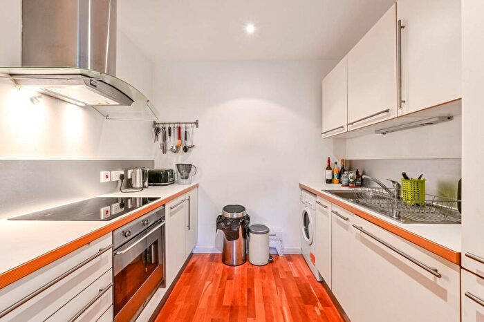 1 Bedroom Flat To Rent In Poole Street, Hoxton, London, N1