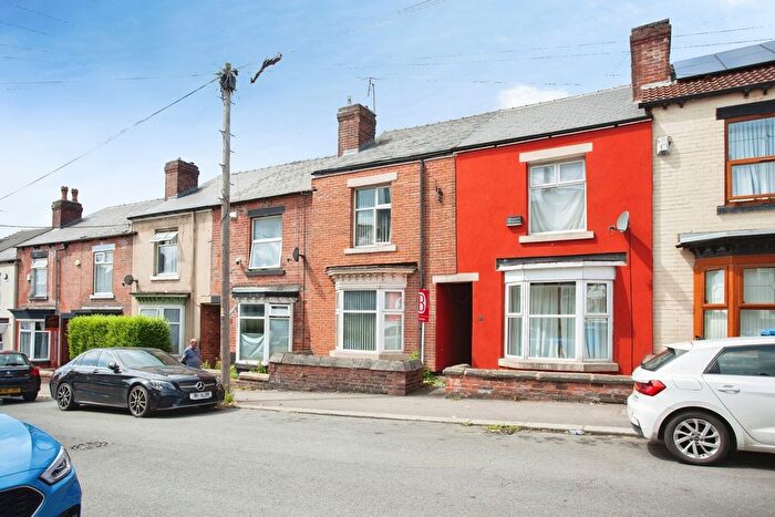 3 Bedroom Terraced House For Sale In Vickers Road, Sheffield, South Yorkshire, S5