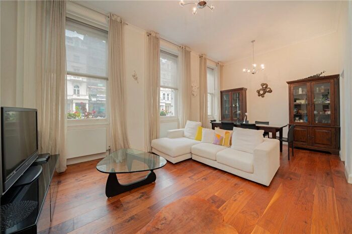 3 Bedroom Flat To Rent In Queen's Gate Terrace, London, SW7