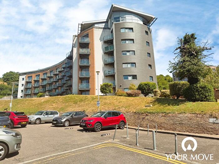 1 Bedroom Flat To Rent In Barrier Road, Chatham, Kent, ME4