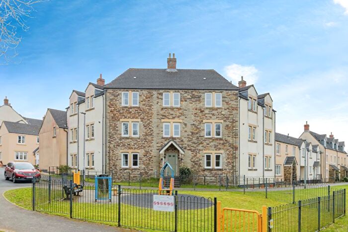 2 Bedroom Flat For Sale In Goldfinch Gardens, Whitchurch, Tavistock, Devon, PL19