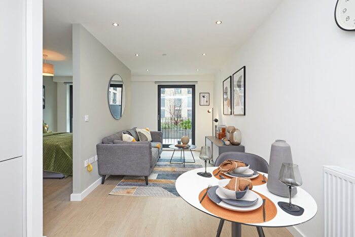 1 Bedroom Studio To Rent In All Saints Road, Leicester, LE3