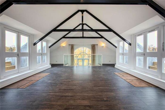 3 Bedroom Flat To Rent In Park House, 16 Northfields, London, SW18