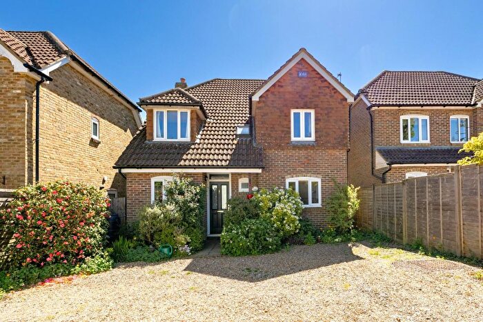4 Bedroom Detached House For Sale In Elphick Place, Crowborough, TN6