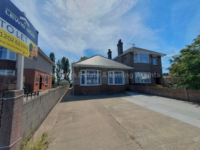 2 Bedroom Detached Bungalow To Rent In Ashmore Crescent, Poole, BH15