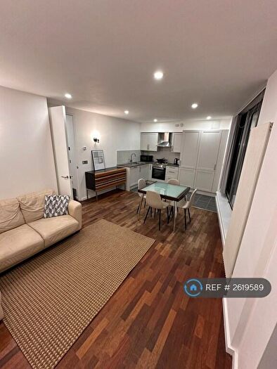 1 Bedroom Flat To Rent In Plumbers Row, London, E1