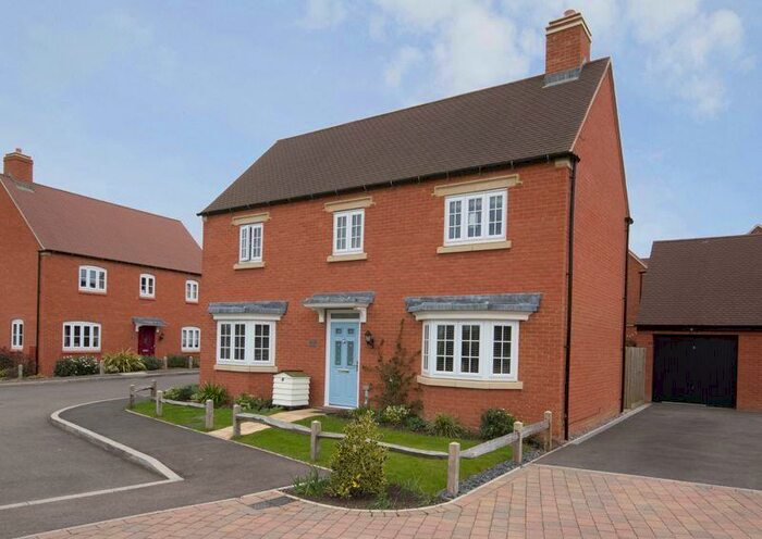 4 Bedroom Detached House For Sale In Portia Lane, Brackley, NN13