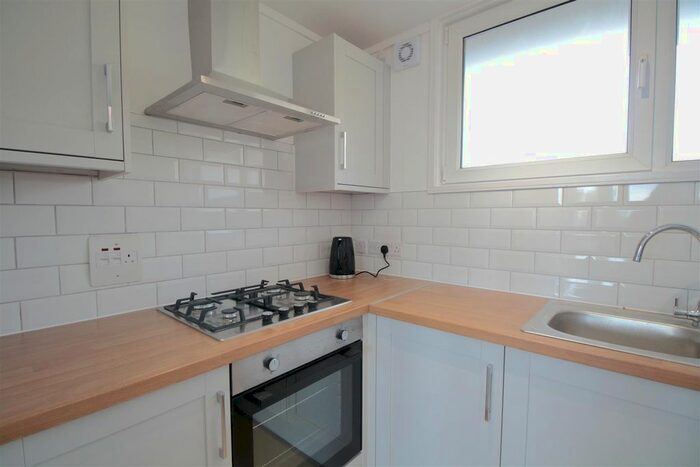 1 Bedroom Flat To Rent In Prague Place, London, SW2