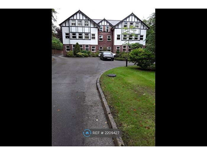 2 Bedroom Flat To Rent In Carrwood Road, Stockport, SK7