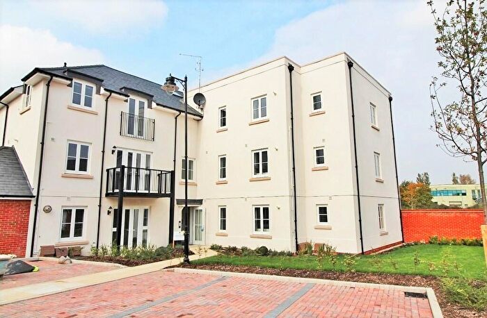 2 Bedroom Flat To Rent In Carey Lane, Berewood, PO7