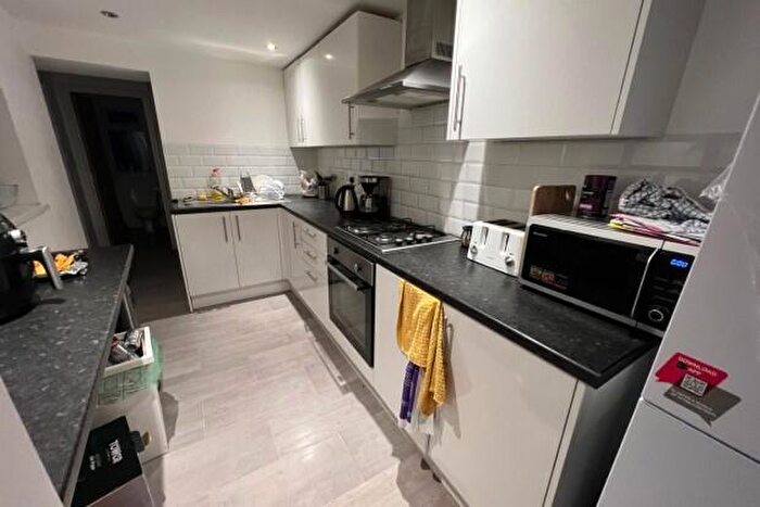 4 Bedroom Terraced House To Rent In Wyeverne Road Cardiff, CF24