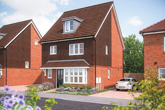 4 Bedroom Semi-Detached House For Sale In Kidmore End Road, Emmer Green, Reading, RG4