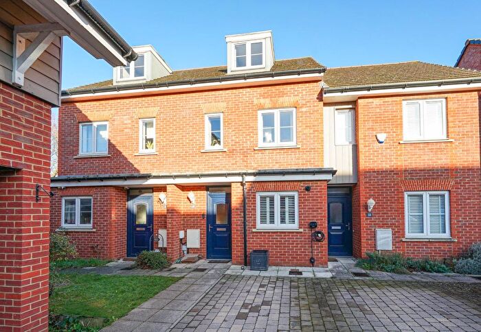 3 Bedroom Terraced House For Sale In Cornmill Mews, Leighton Buzzard, LU7