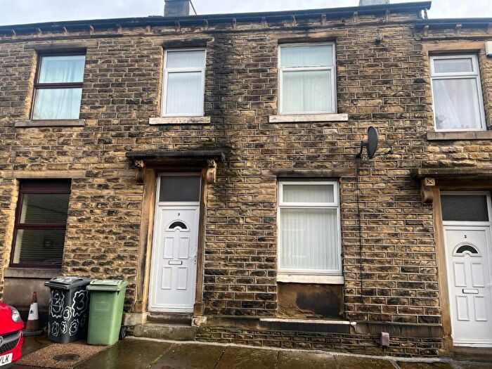 2 Bedroom Terraced House To Rent In Neale Road, Lockwood, Huddersfield, HD1