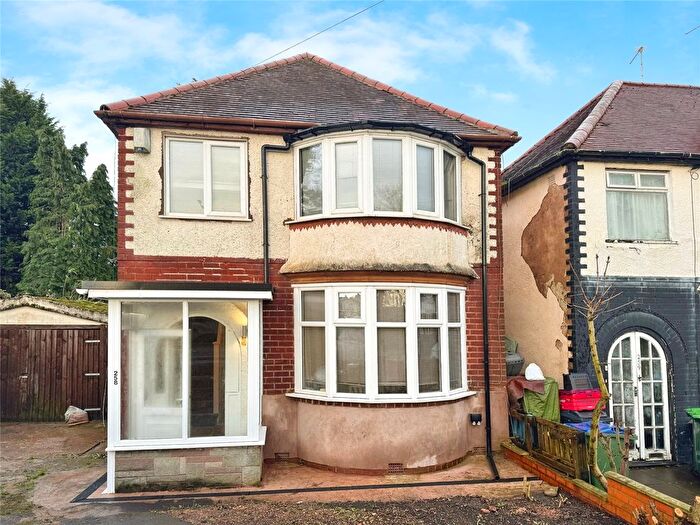 3 Bedroom Detached House To Rent In Throne Road, Rowley Regis, West Midlands, B65