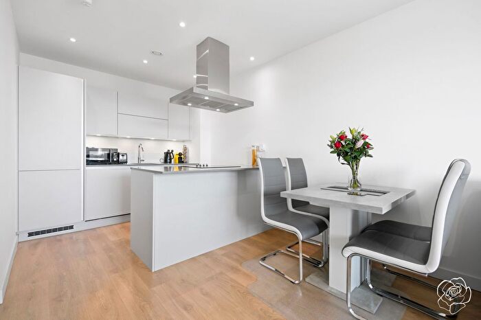 1 Bedroom Flat For Sale In Carriage House, Leyton Road, Stratford, E15