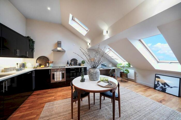 1 Bedroom Flat To Rent In Albion Drive, London Fields, E8