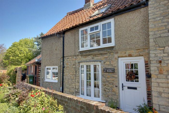 1 Bedroom Cottage For Sale In Church Street, Elloughton, HU15