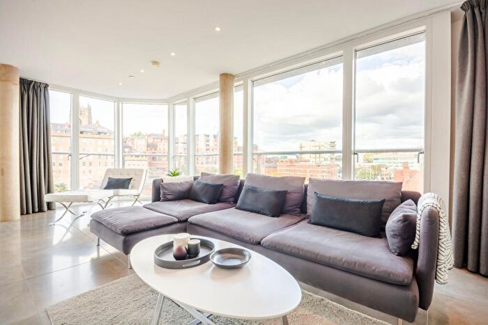 2 Bedroom Apartment For Sale In Nottingham One Entrance A, Canal Street, Nottingham, Nottinghamshire, NG1