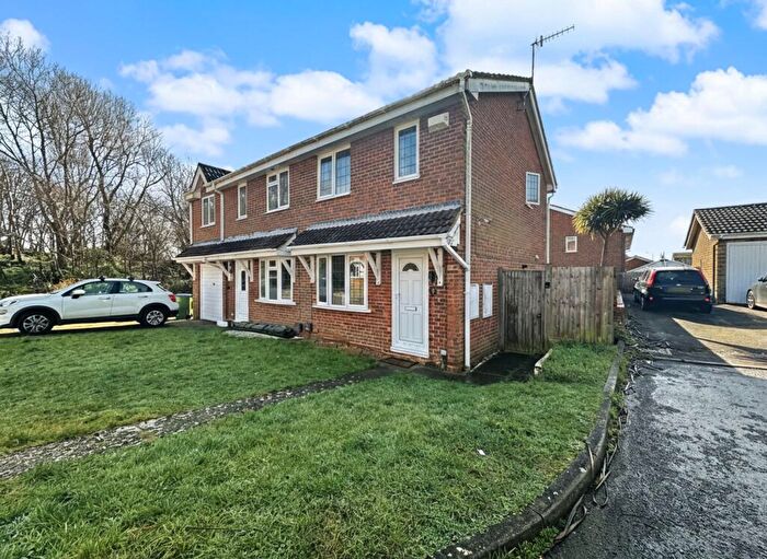 2 Bedroom Semi-Detached House For Sale In Berry Close, Telscombe Cliffs, BN10