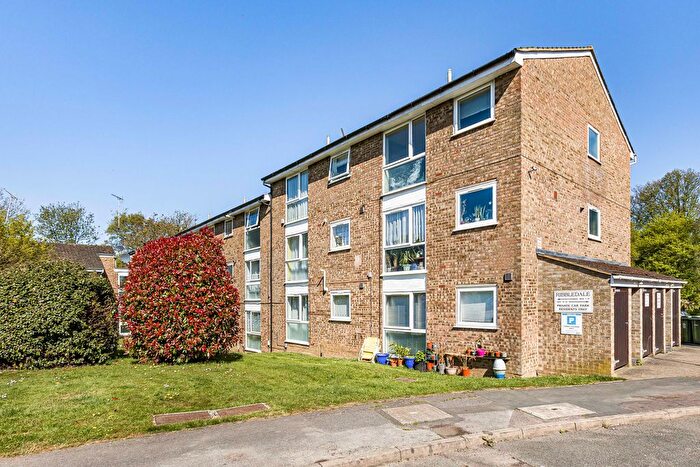 1 Bedroom Flat For Sale In Ribbledale, London Colney, AL2