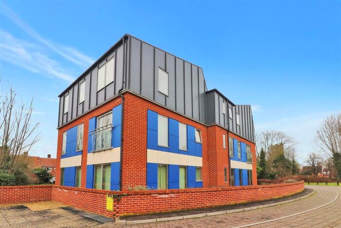 2 Bedroom Apartment To Rent In Church Close, Norwich, NR2