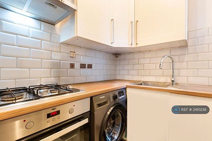 2 Bedroom Flat To Rent In Brighton Road, Purley, CR8
