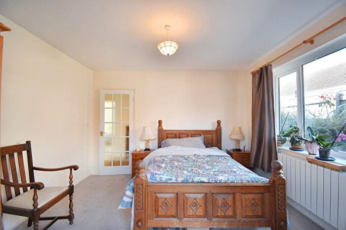2 Bedroom Detached Bungalow For Sale In Casswell Crescent, Fulstow, LN11