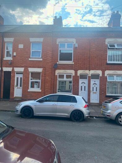 2 Bedroom End Of Terrace House To Rent In Tudor Road, Leicester, LE3