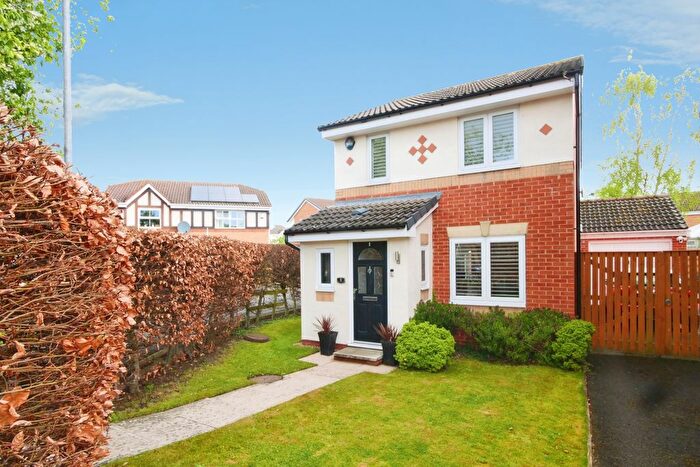 3 Bedroom Detached House For Sale In Hazelnut Grove, York, YO30
