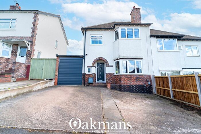 3 Bedroom Semi Detached House For Sale In Jubilee Avenue, Redditch, Worcestershire, B97