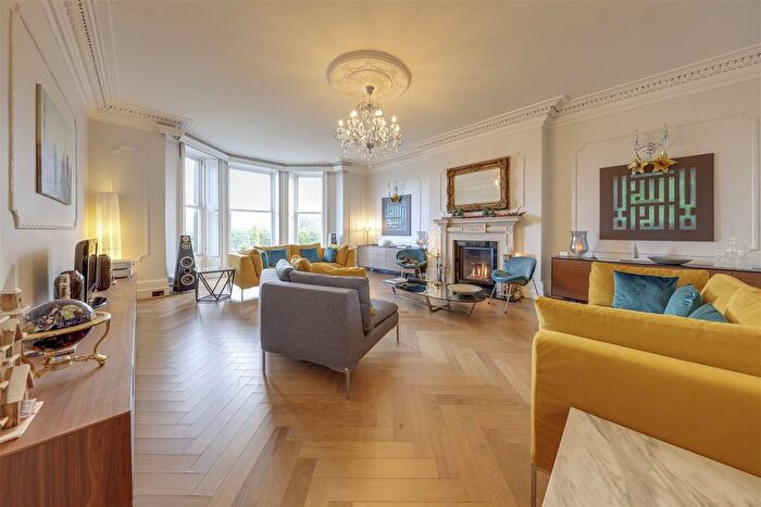 4 Bedroom Property For Sale In Bankside Lane, Bacup, Rossendale, OL13