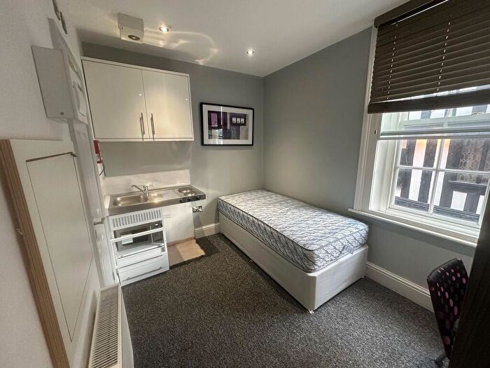 Studio To Rent In The Old County Hall - Studio, CV1