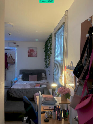 1 Bedroom Flat To Rent In Mackintosh Place, Cardiff, CF24