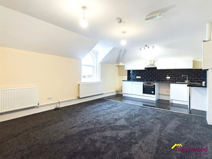 1 Bedroom Flat To Rent In High Street, Wolstanton, Newcastle-under-Lyme, ST5