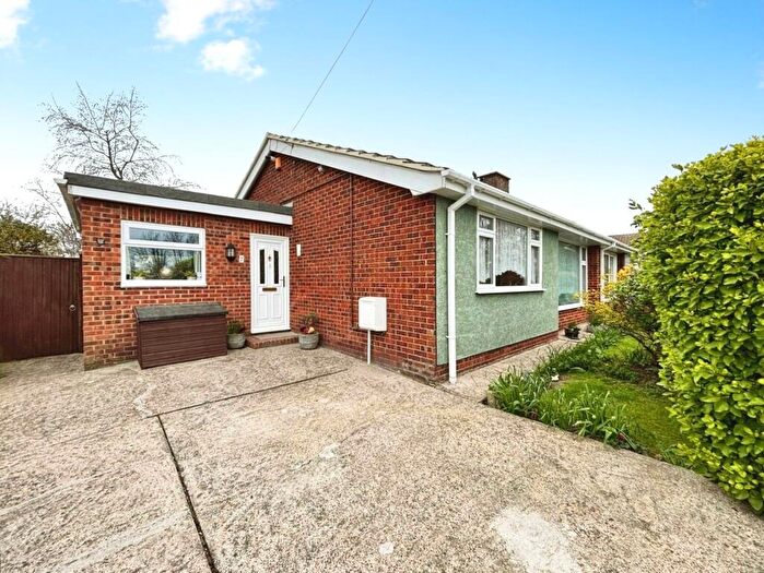 3 Bedroom Bungalow For Sale In Hall Crescent, Sholden, Deal, Kent, CT14