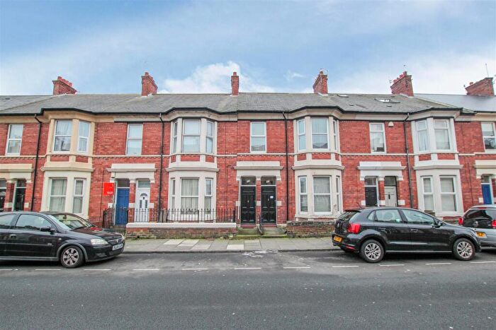2 Bedroom Apartment To Rent In Trevor Terrace, North Shields, NE30