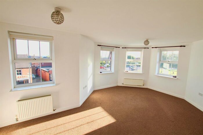 2 Bedroom Flat To Rent In Park Road, Ilkeston, DE7