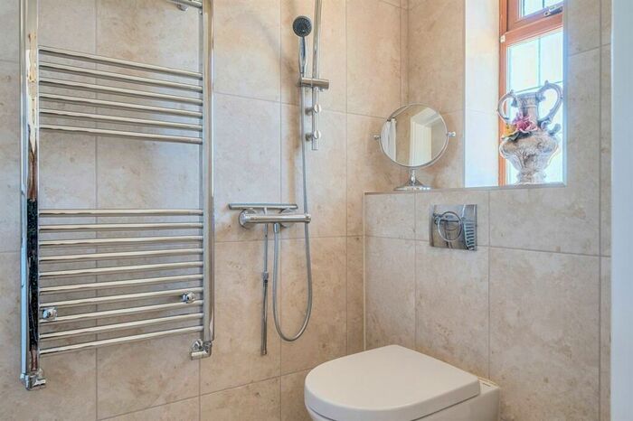 5 Bedroom Detached House For Sale In Barn Road, East Wittering, PO20