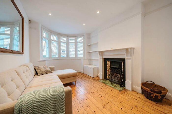 3 Bedroom Terraced House For Sale In West Oxford City, Oxfordshire, OX2